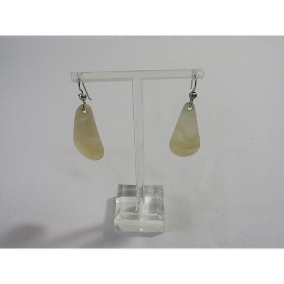 Mother of Pearl Dangly Earrings 2" Boho Retro Whimsycal Y2K Shell Novelty Artsy - Picture 1 of 6